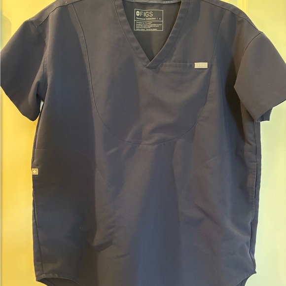 Figs Other - Figs Technical Collection Scrub Top in Dark Blue